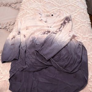 Material Girls blouse; size M